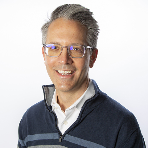 Head shot of Regis University professor, Geoffrey Bateman